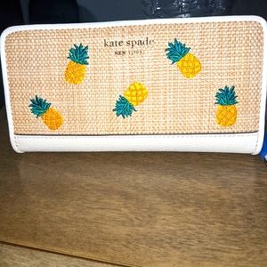 NEW Kate Spade Pineapple Wallet